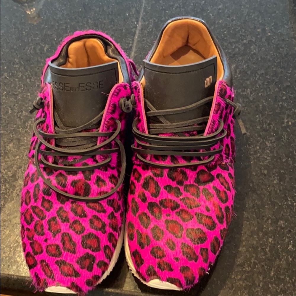 Esseutesse Pink Leopard Fringe Sneakers
